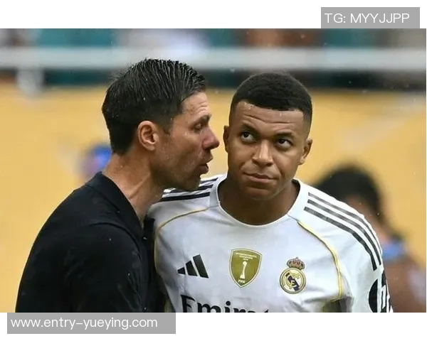 姆巴佩回应与阿隆索关系传闻称不必在意法国记者评论